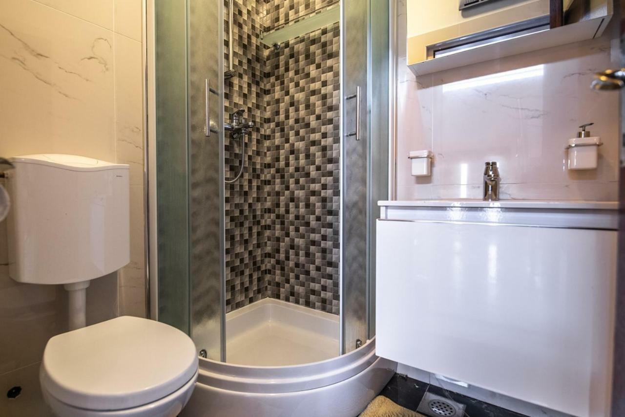 Cave Romane Apartment With Private Pool And Sea View فينكوران المظهر الخارجي الصورة