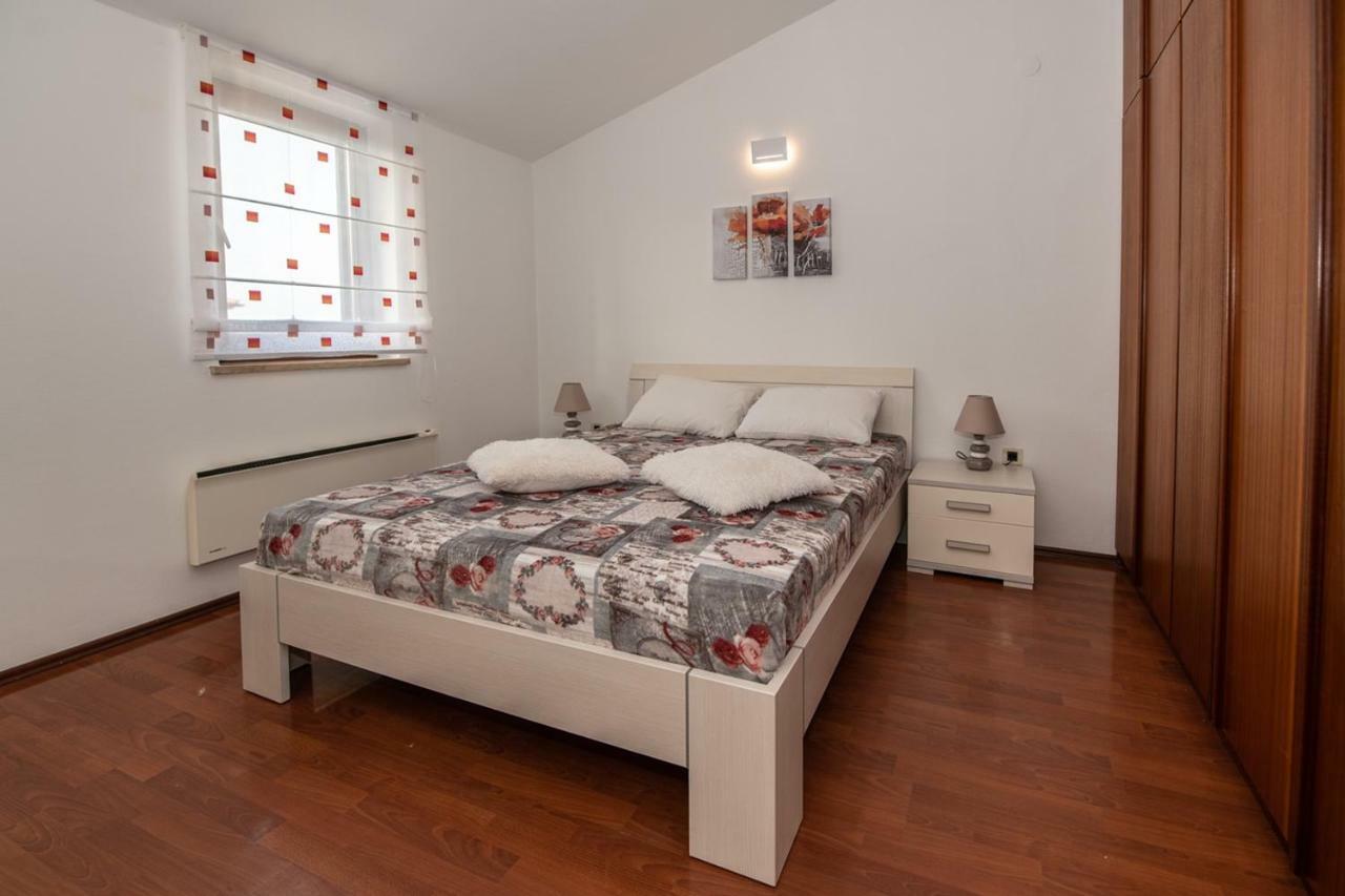 Cave Romane Apartment With Private Pool And Sea View فينكوران المظهر الخارجي الصورة