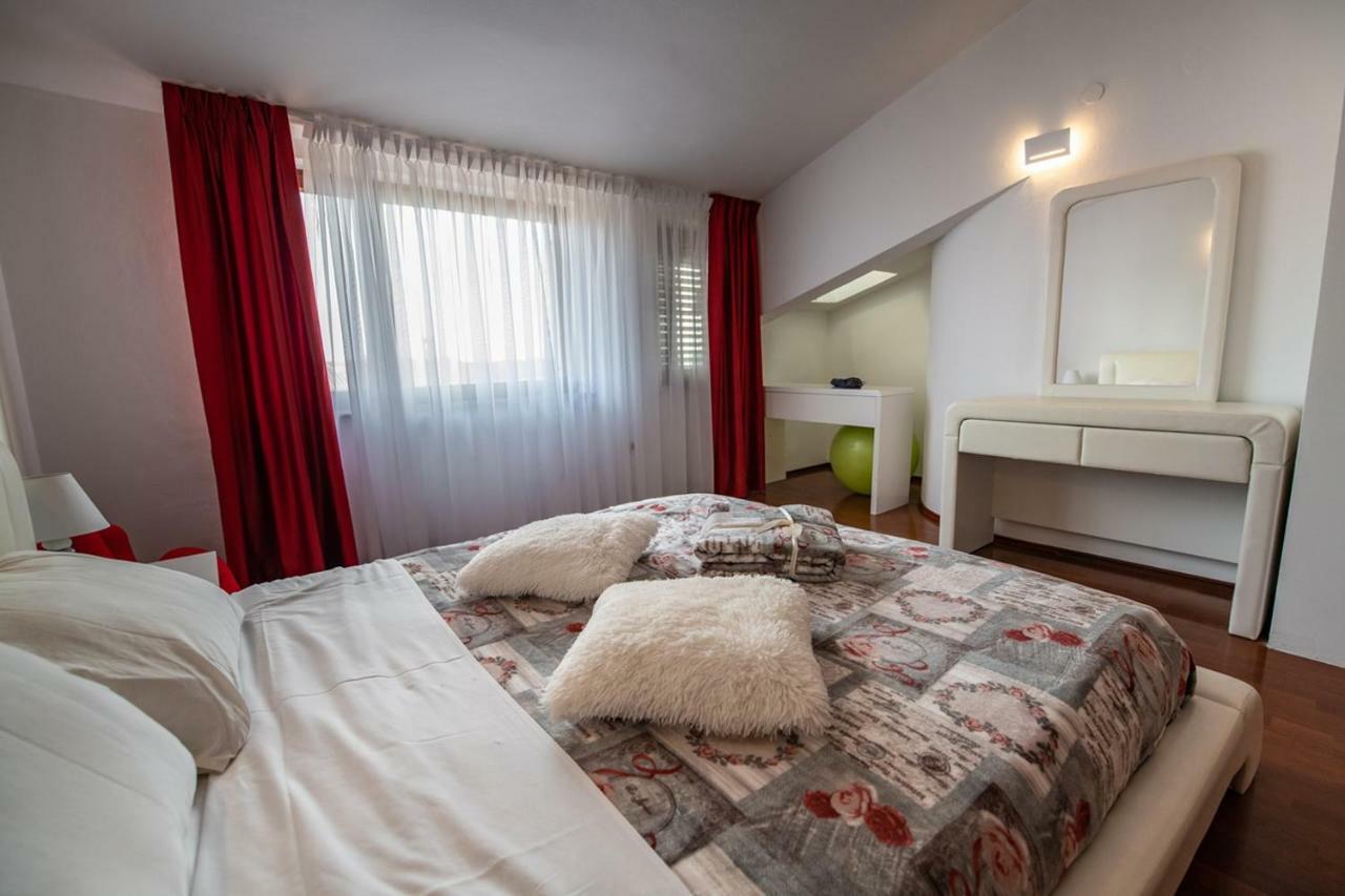Cave Romane Apartment With Private Pool And Sea View فينكوران المظهر الخارجي الصورة
